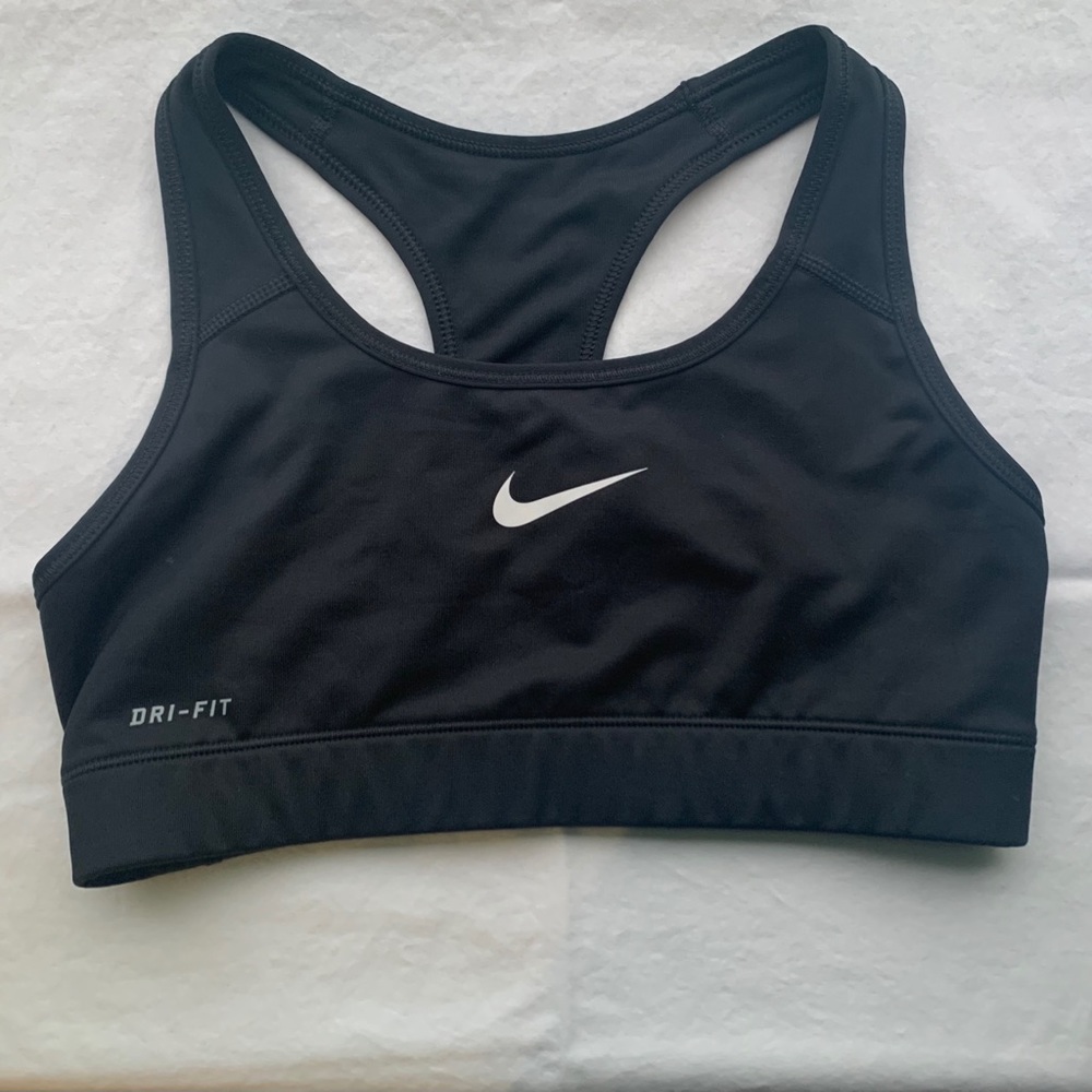 Brand new Nike sports bra